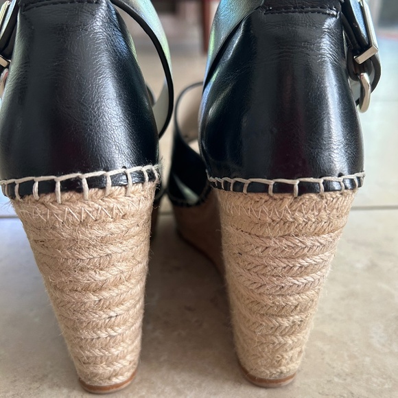 ZARA BASE COLLECTION BLACK LEATHER ESPADRILLE WEDGES SIZE 7 1/2 (38) - Picture 7 of 9